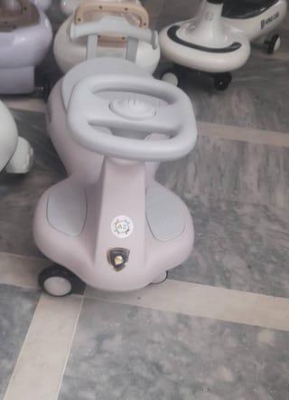 Kids Wiggle Ride-On Car