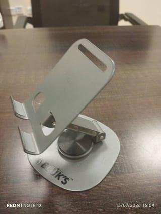 Metal Mobile Stand