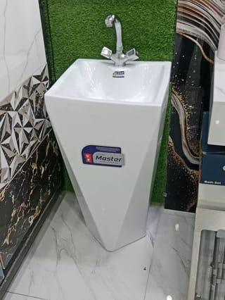 Master Ceramic Pedestal Washbasin