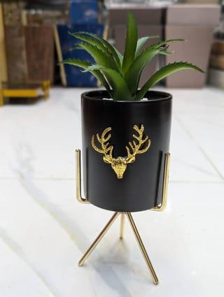 Black Deer Pot Planter
