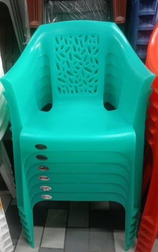 Leader Stackable Plastic Chair