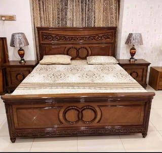 Semi solid Bed Set