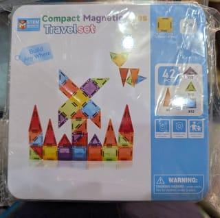 42-Piece Magnetic Building Set