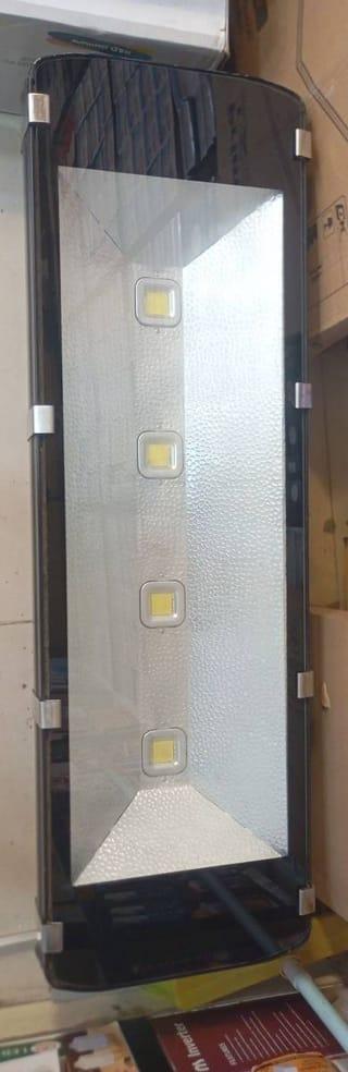 4-LED Outdoor Flood Light